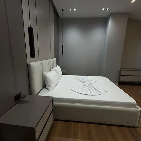 Apartament * Golem (Tirana)